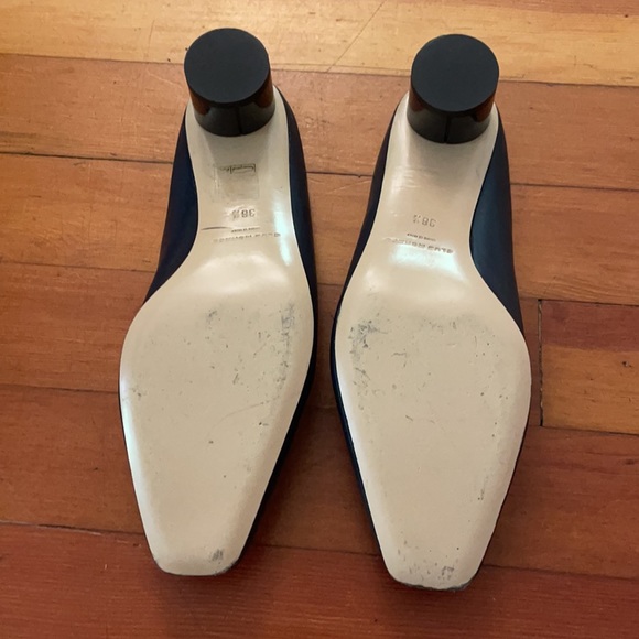 Perfect condition Club Monaco Heels - Picture 4 of 5